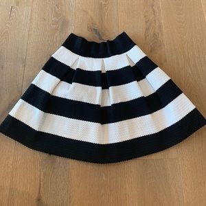black and white a line skirt
